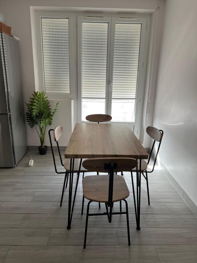 Appartement Pres De La Defense Nanterre Eksteriør billede